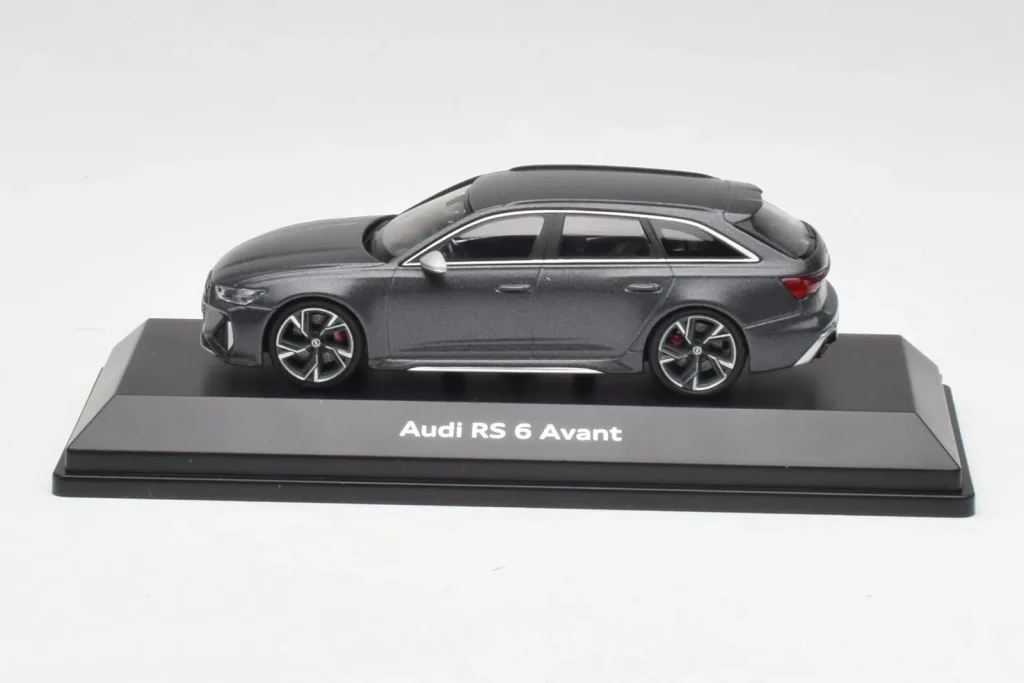 โมเดลรถ 1:43 Audi RS6 C8 Avant สีเทาเมทัลลิก Minichamps (มือสอง)