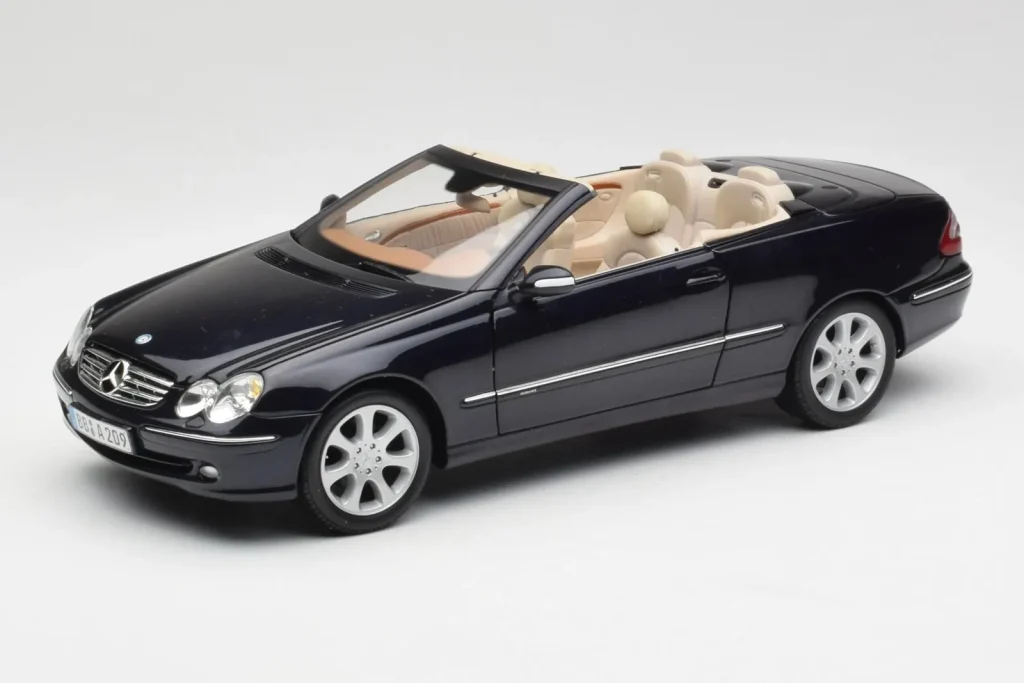 Model 1:18 Mercedes CLK 500 W209 Cabriolet Dark Blue Metallic Kyosho