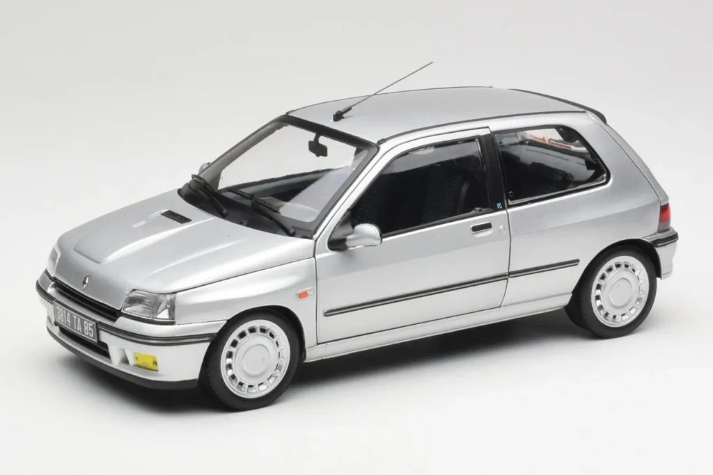 โมเดลรถ 1:18 Renault Clio 16S Mk1 Iceberg สีเทา Norev