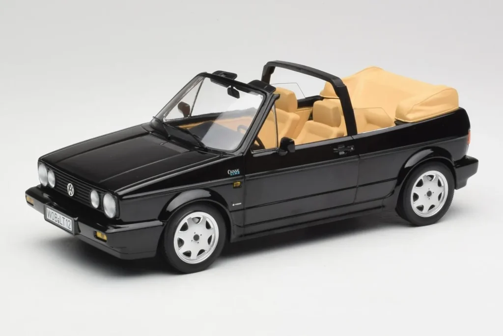 โมเดลรถ 1:18 Volkswagen Golf Mk1 Cabriolet สีดำ Norev