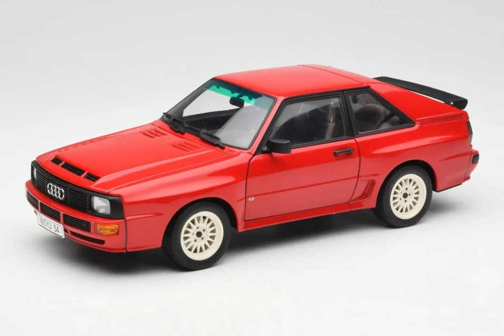 โมเดลรถ 1:18 Audi Sport Quattro Red Dealer Edition AUTOart (มือสอง)