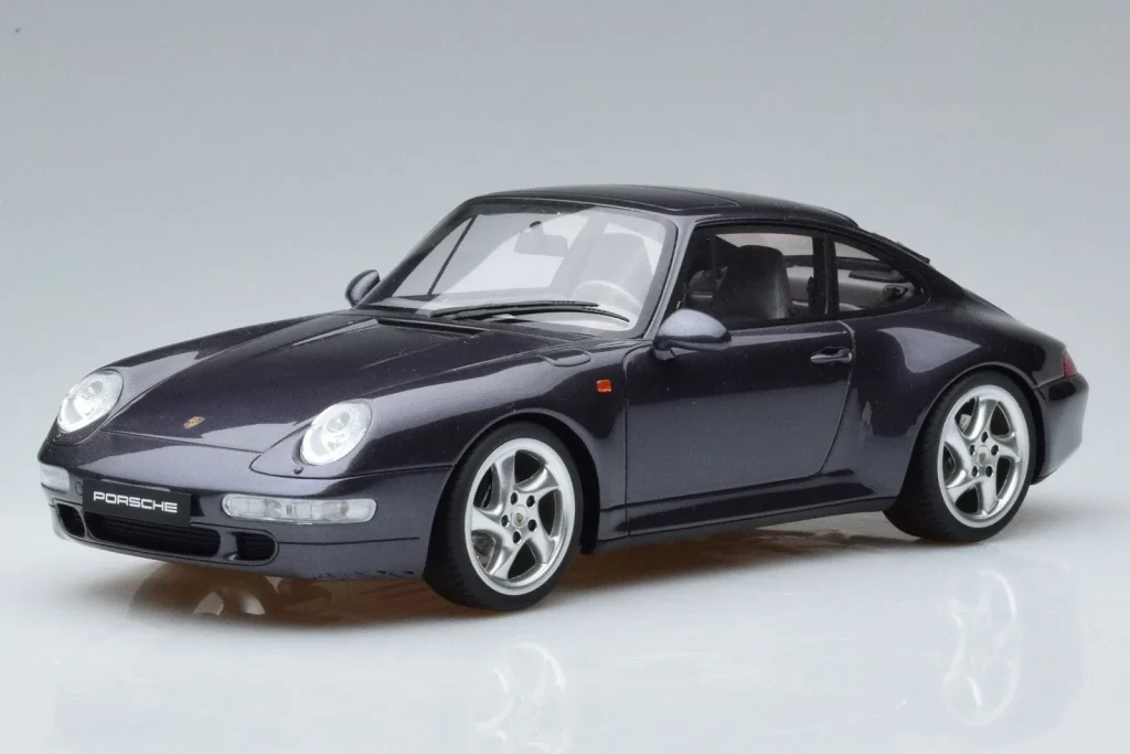 车型 1:18 Porsche 911 993 Carrera 2 Vesuvio GT Spirit