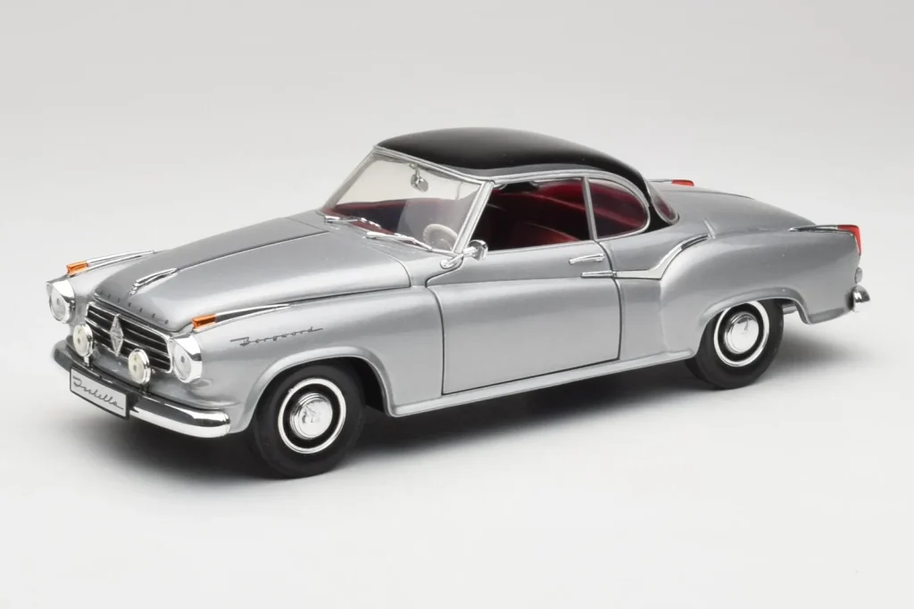 Model 1:18 Borgward Isabella Coupe Grey & Black Revell