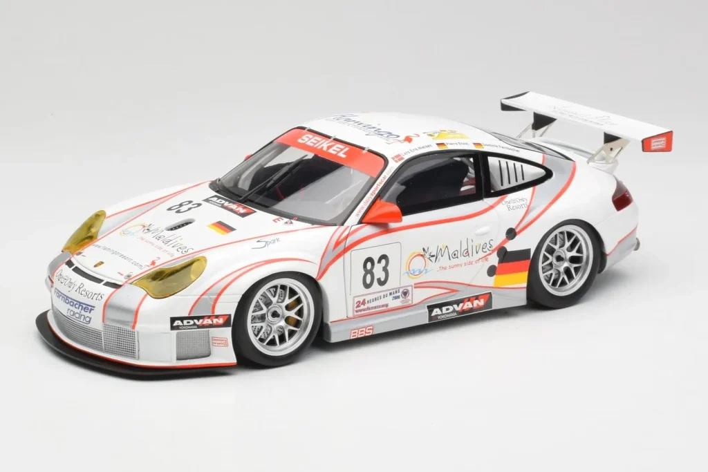 Model 1:18 Porsche 911 997 GT3 RSR #83 Team Seikel L. Nielsen / M. Ehret / D. Farnbacher 24 Hours of Le Mans year 2006 Minichamps