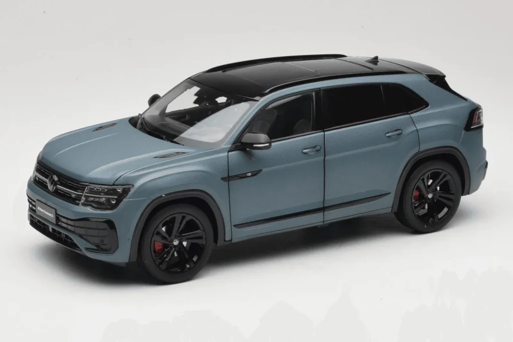Model 1:18 Volkswagen Teramont X Grey FAW