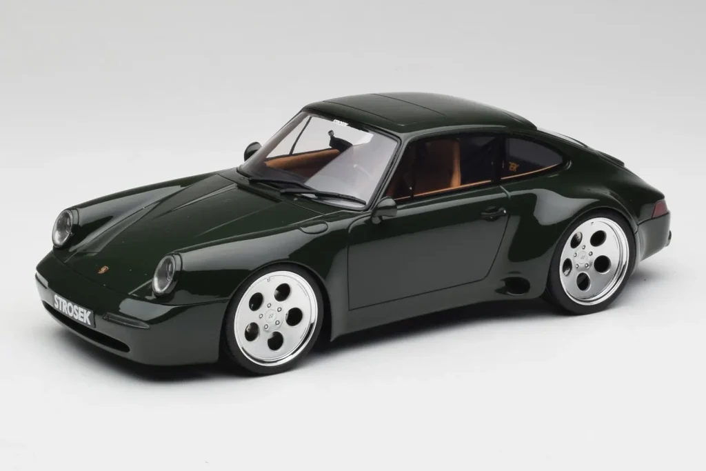 โมเดลรถ 1:18 Porsche 911 964 Strosek Mega 30 Oak สีเขียวเมทัลลิก GT Spirit