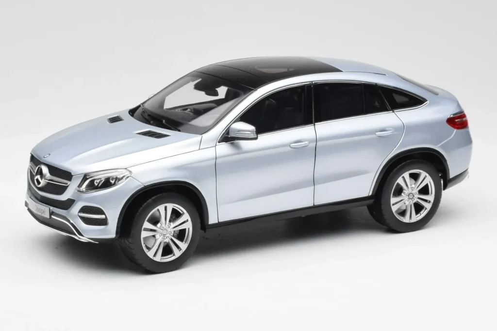 Model 1:18 Mercedes GLE Coupe C292 Diamond silver Norev