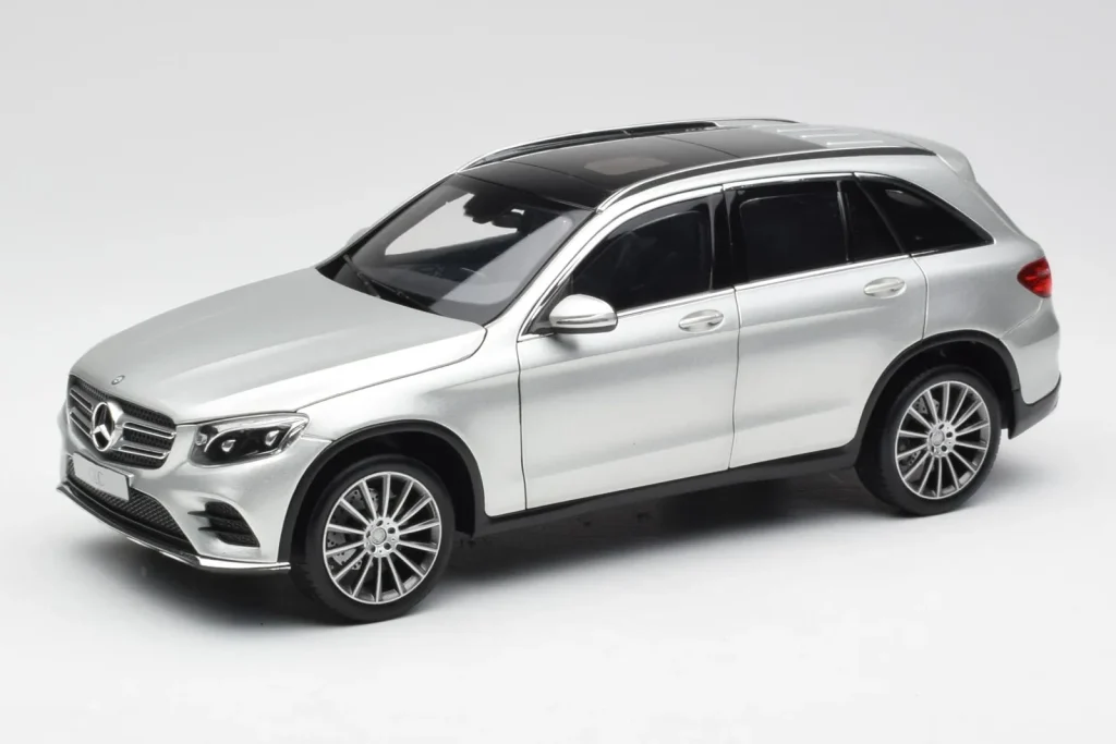 Model 1:18 Mercedes GLC X253 Iridium silver Norev