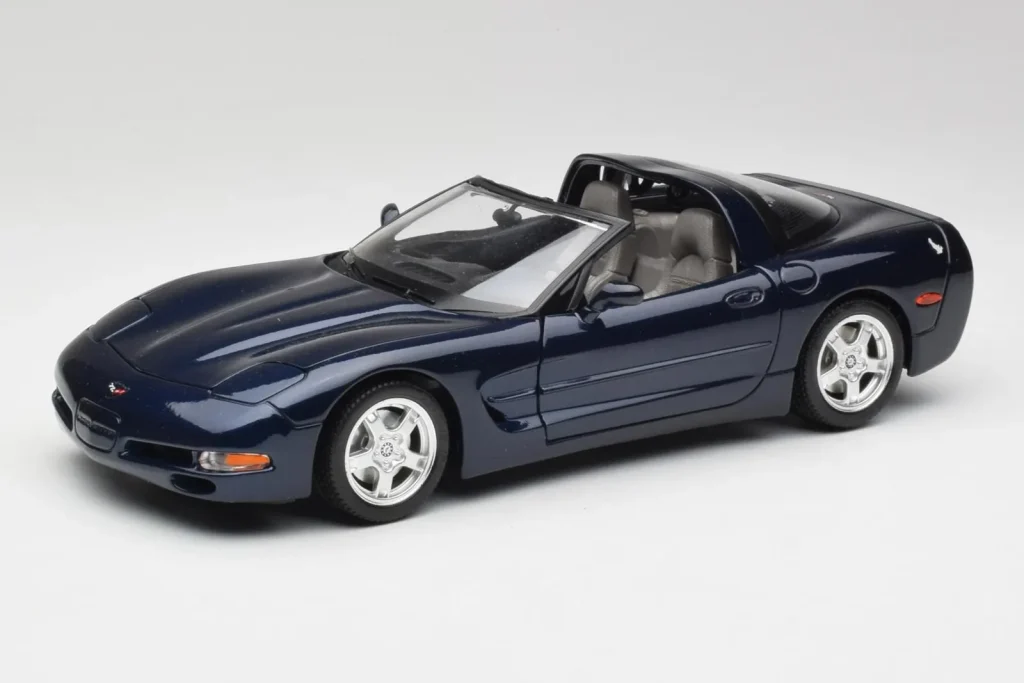 โมเดลรถ 1:18 Chevrolet Corvette C5 Nassau สีน้ำเงิน Bburago (มือสอง)
