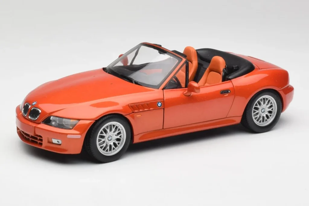 车型 1:18 BMW Z3 E36 2.8 Phoenix 橙色 UT Models