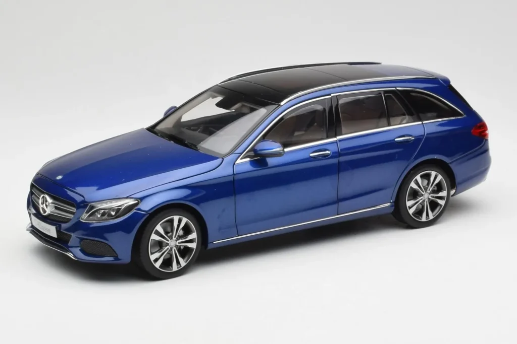 车型 1:18 Mercedes C-Class S205 T-Modell Brilliant 金属蓝 Norev