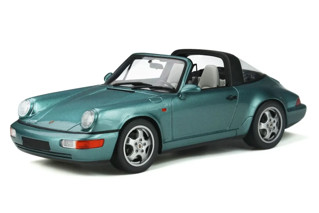 โมเดลรถ 1:18 Porsche 911 964 Carrera 4 Targa สีเขียว GT Spirit