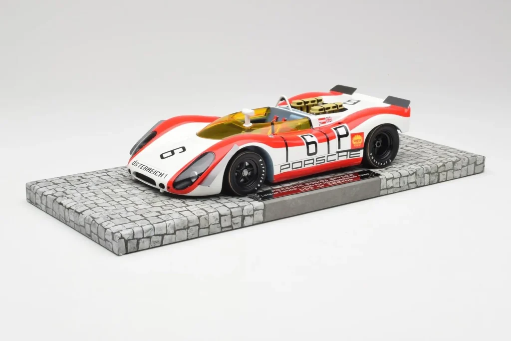 โมเดลรถ 1:18 Porsche 908/02 Spyder #6 K. Lins / R. Attwood Nürburgring 1000km ปี 1969 Minichamps (มือสอง)