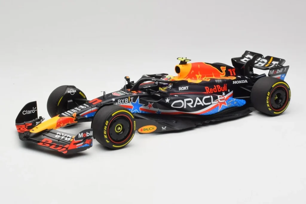 车型 1:18 Red Bull RB19 #1 M. Verstappen Austin GP Winner 年 2023 Minichamps