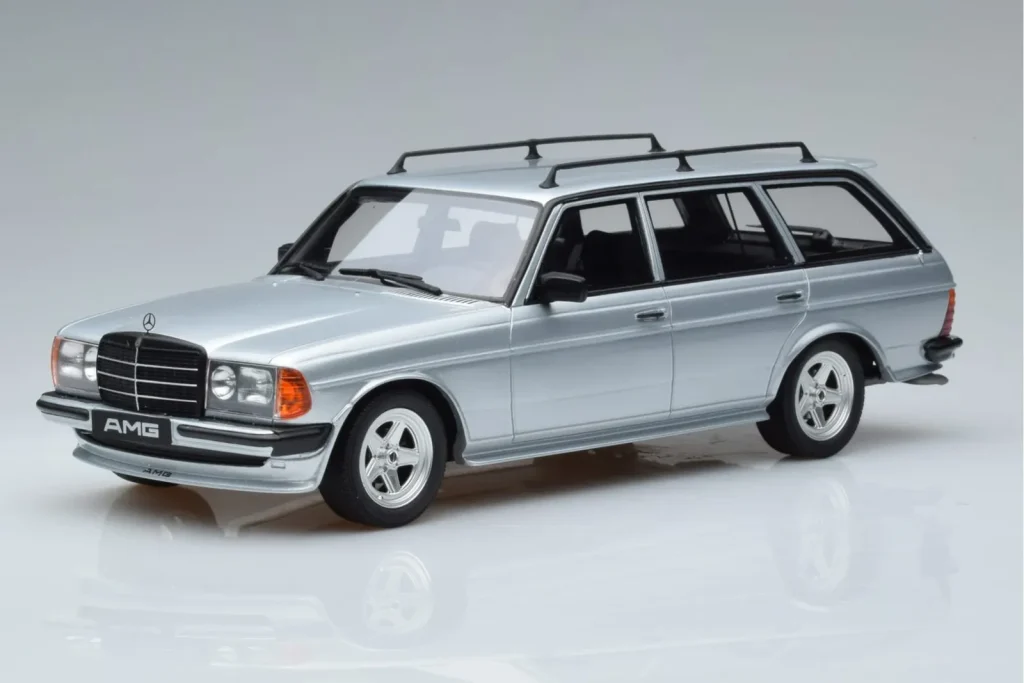 车型 1:18 Mercedes 280 TE AMG S123 银色 Otto