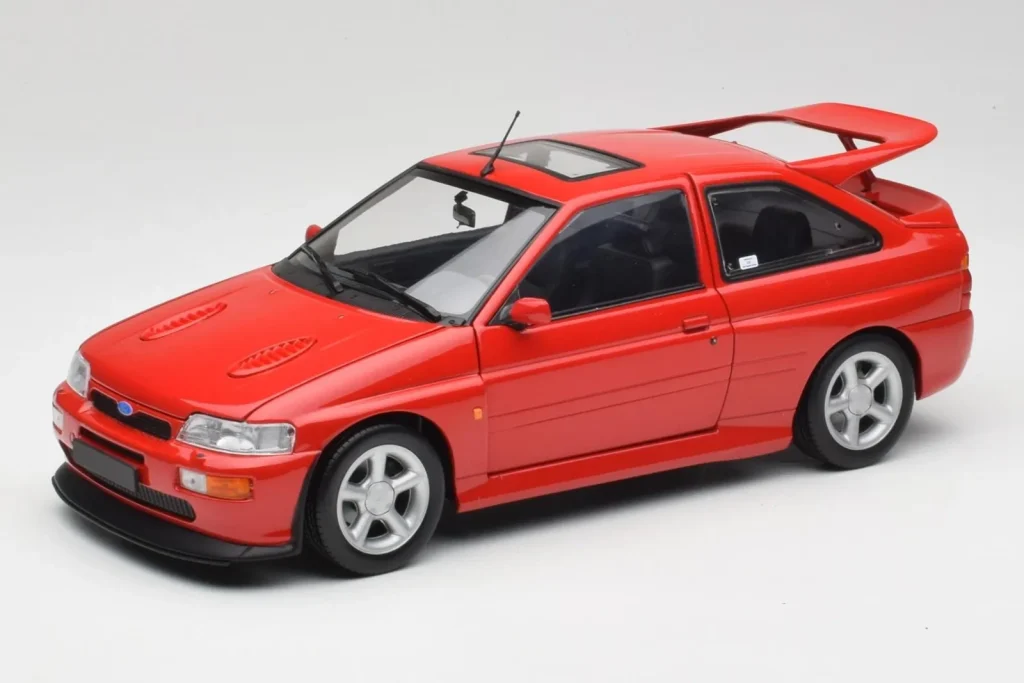 โมเดลรถ 1:18 Ford Escort RS Cosworth Radiant สีแดง Minichamps (มือสอง)