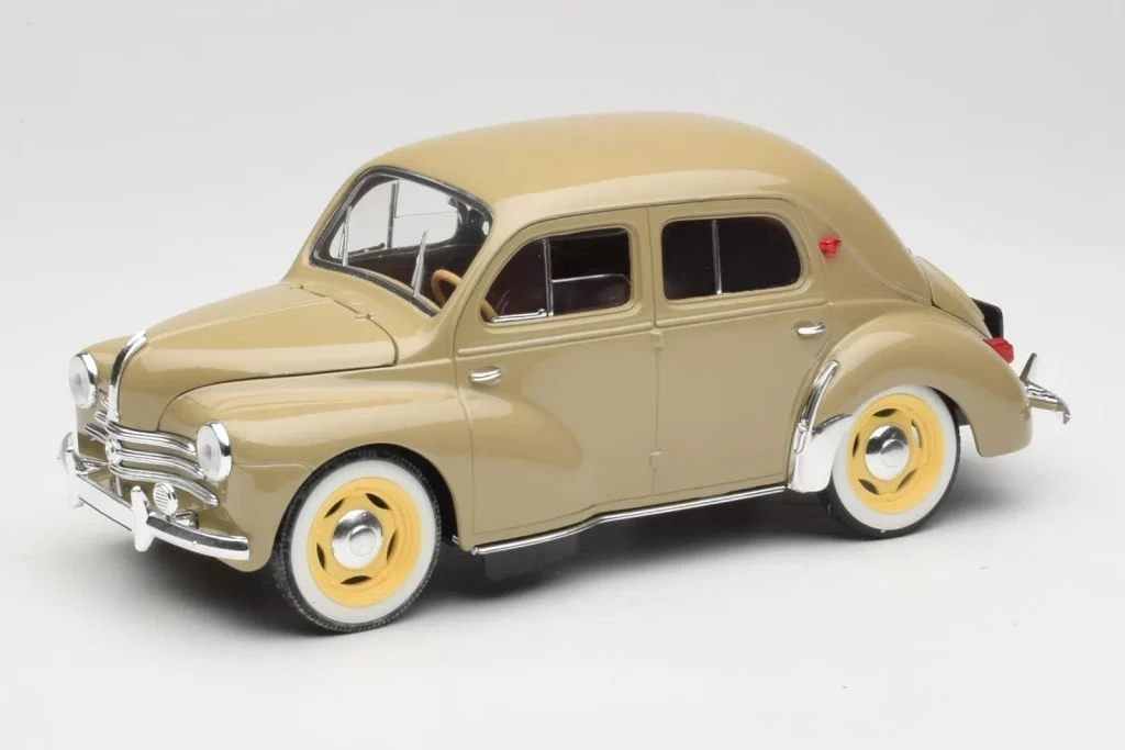 โมเดลรถ 1:18 Renault 4CV Berline Gris Ardoise Solido (มือสอง)