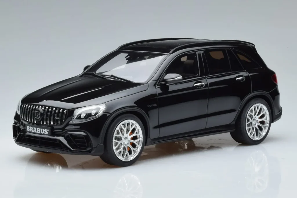 Model 1:18 Mercedes GLC Brabus 600 X253 Black GT Spirit