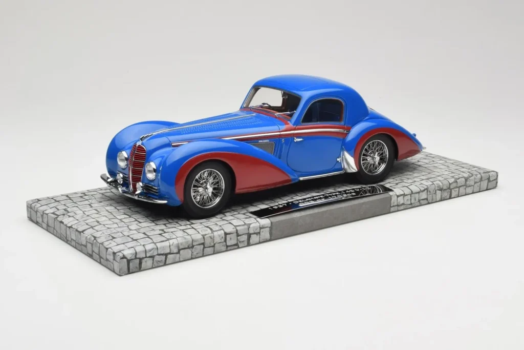 โมเดลรถ 1:18 Delahaye Type 145 V12 Coupe Blue Red Minichamps (มือสอง)