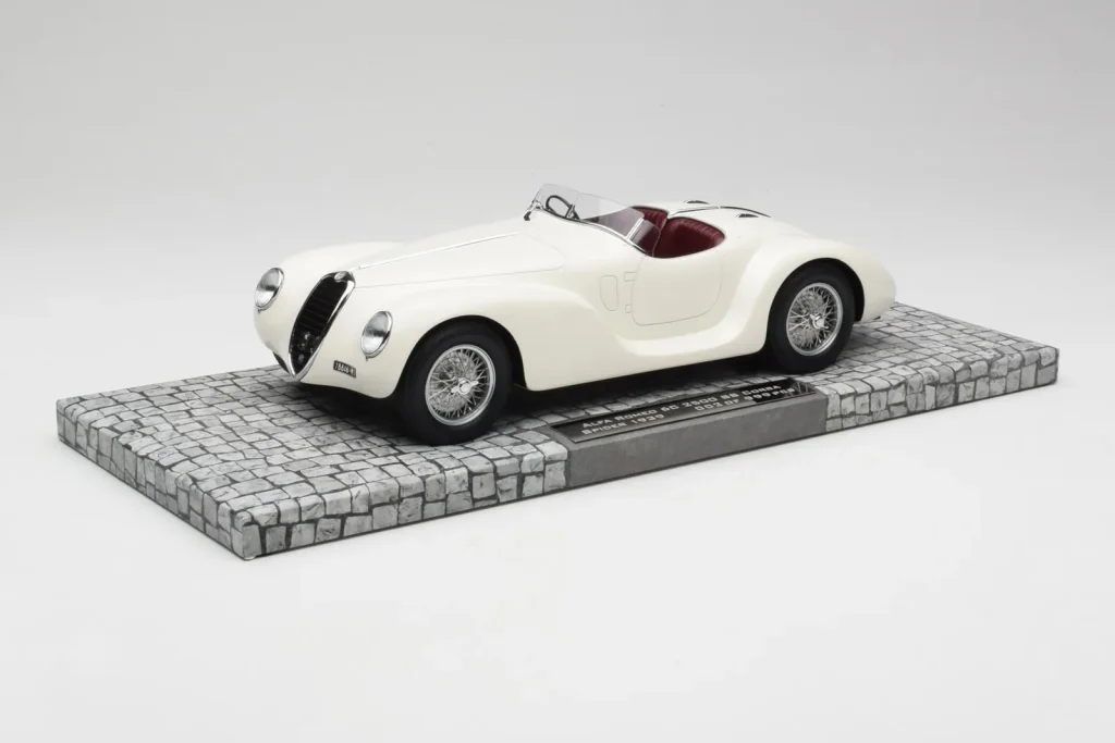 车型 1:18 Alfa Romeo 6C 2500 SS Corsa Spider 白色 Minichamps