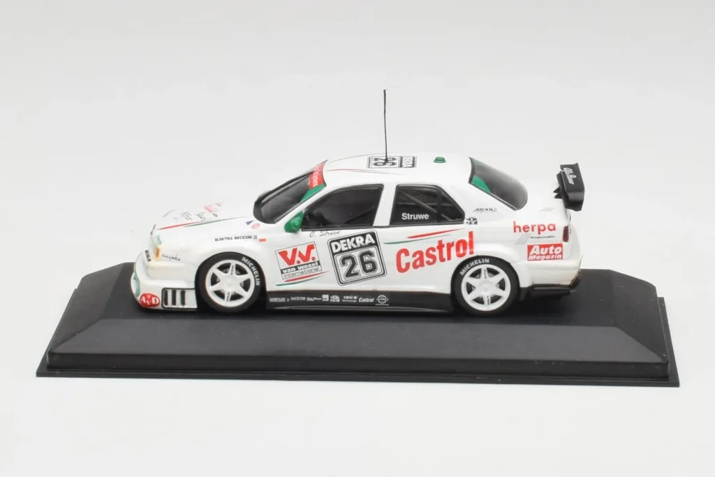 车型 1:43 Alfa Romeo 155 V6 TI #26 Team Enstler K. Struwe DTM 年 1994 Minichamps