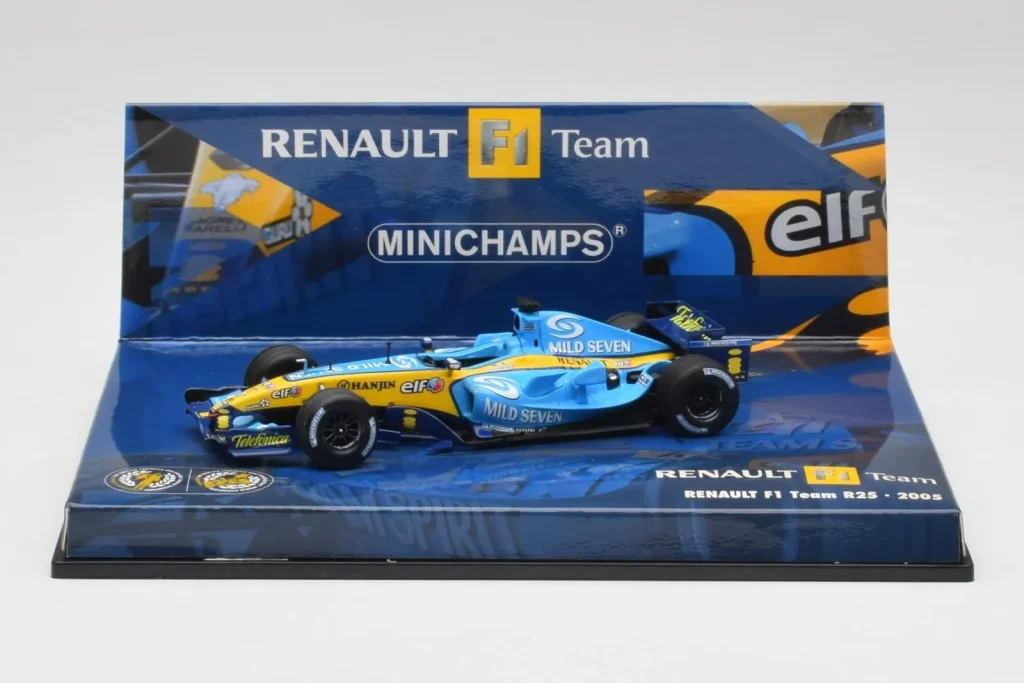 โมเดลรถ 1:43 Renault R25 F1 Showcar ปี 2005 Minichamps (มือสอง)