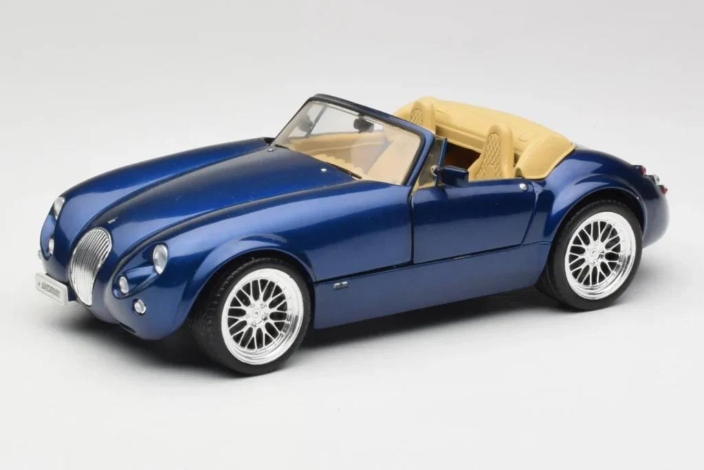 Model 1:18 Wiesmann Roadster MF3 blue Revell