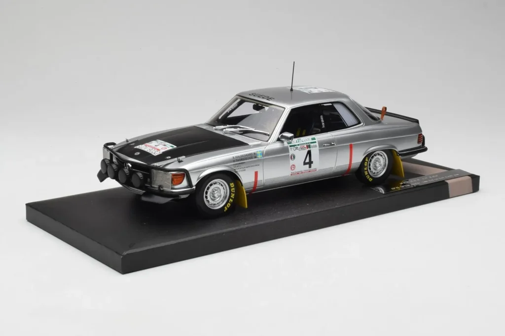 โมเดลรถ 1:18 Mercedes 450 SLC 5.0 C107 #4 B. Waldegard / H. Thorszelius Rally Bandama ปี 1979 Minichamps (มือสอง)