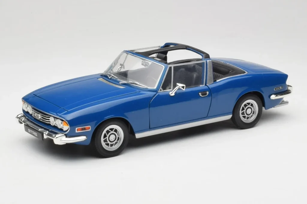 车型 1:18 Triumph Stag Mk1 Sapphire 蓝色 Revell