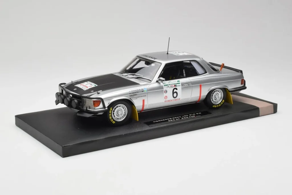 โมเดลรถ 1:18 Mercedes 450 SLC 5.0 C107 Hertz #6 H. Mikkola Rally Bandama Winner ปี 1979 Minichamps (มือสอง)