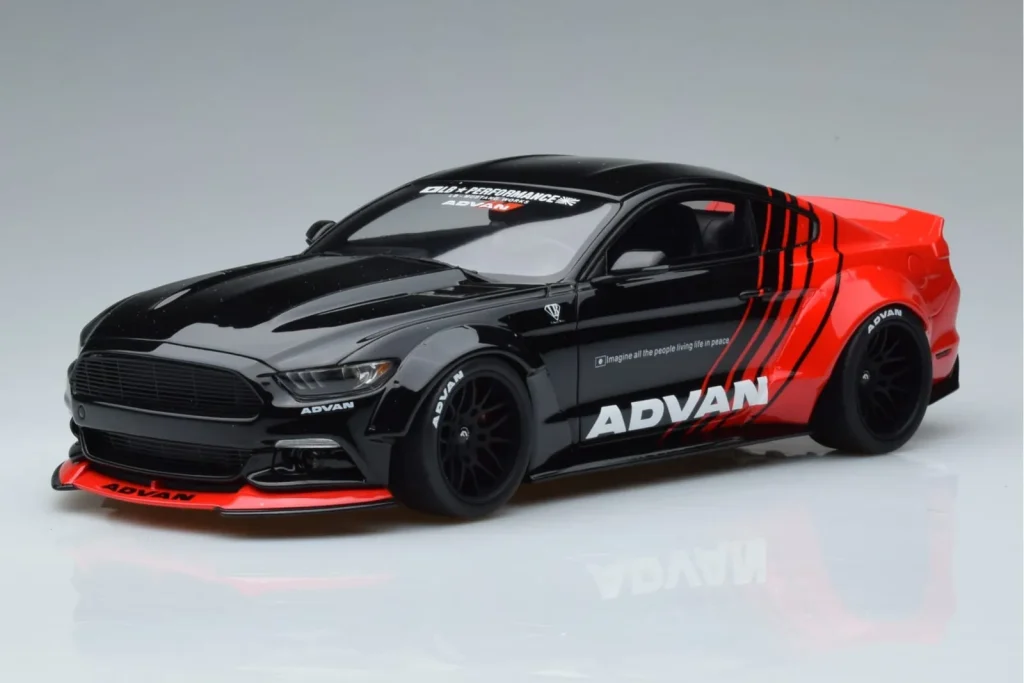 โมเดลรถ 1:18 Ford Mustang S550 LB Works Liberty Walk Advan GT Spirit
