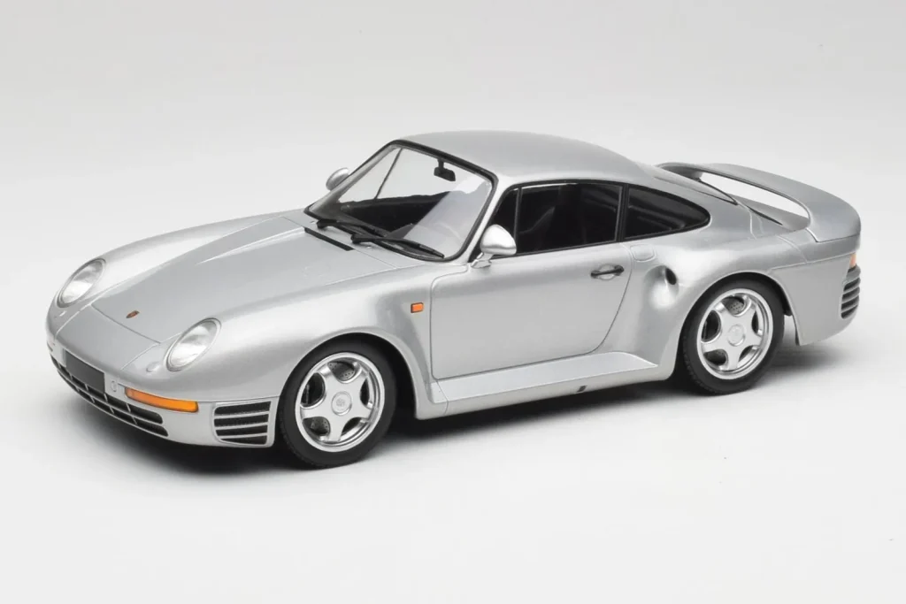 โมเดลรถ 1:18 Porsche 959 สีเงินเมทัลลิก Minichamps (มือสอง)