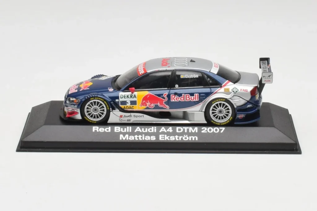โมเดลรถ 1:43 Audi A4 B7 DTM #3 M. Ekstrom Audi Sport Team Abt Sportsline DTM ปี 2007 Minichamps (มือสอง)