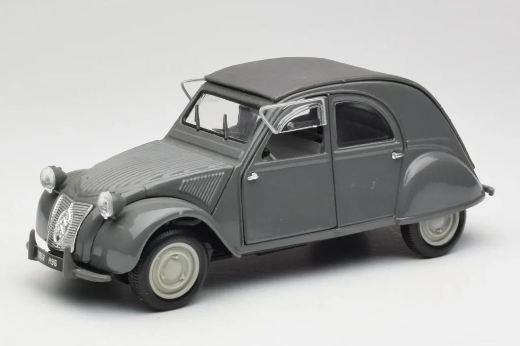 โมเดลรถ 1:18 Citroen 2CV A สีเทา Tchibo (มือสอง)