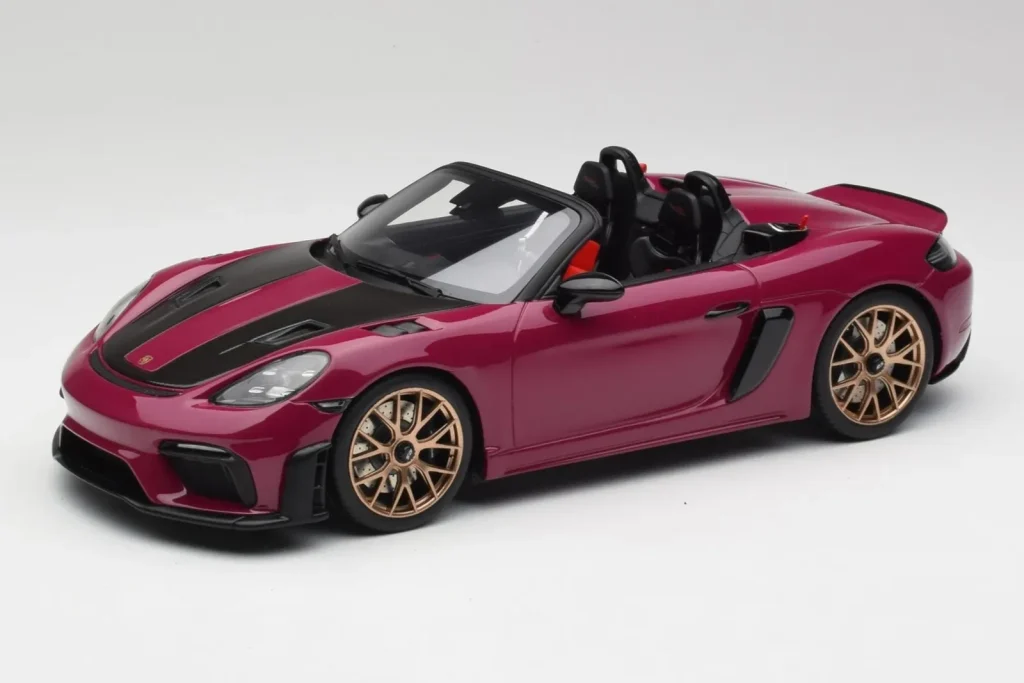 โมเดลรถ 1:18 Porsche 718 982 Spyder RS Weissach Package Ruby Star Neo GT Spirit