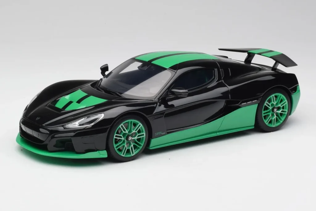 车型 1:18 Rimac Nevera Record Monochrome 黑色 GT Spirit