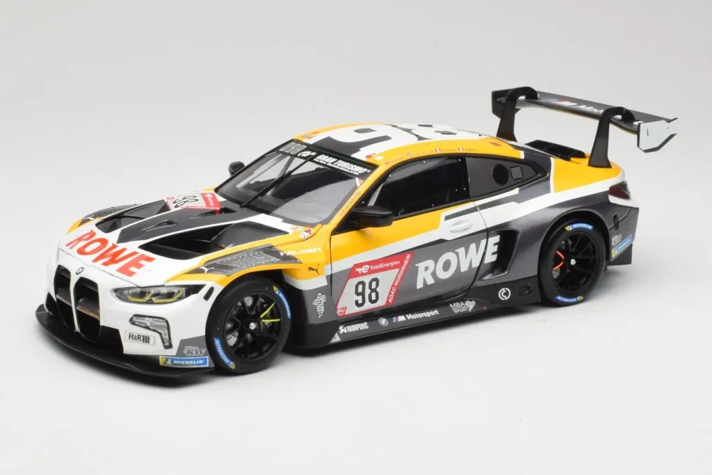 โมเดลรถ 1:18 BMW M4 GT3 #98 M. Wittmann / S. van der Linde Rowe Racing ADAC 24h Nurburgring ปี 2023 Minichamps (มือสอง)