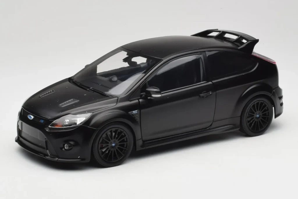 Model 1:18 Ford Focus RS Mk2 Matte Black Minichamps
