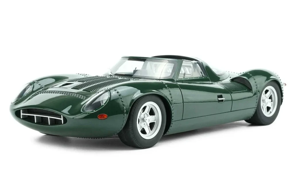 โมเดลรถ 1:18 Jaguar XJ13 GT Spirit