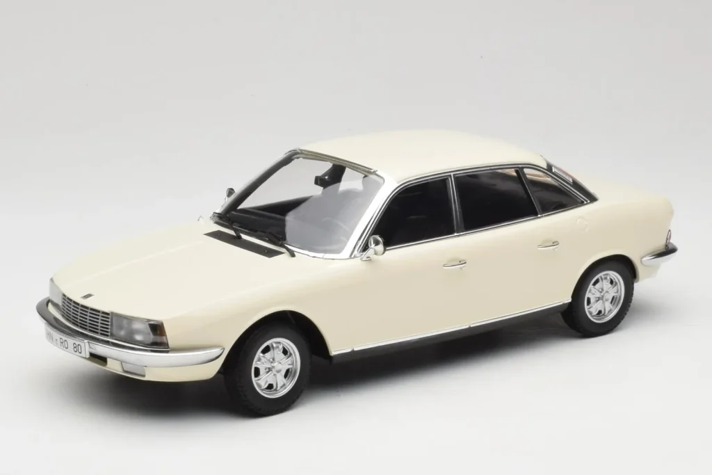 โมเดลรถ 1:18 NSU Ro80 สีขาว Minichamps (มือสอง)