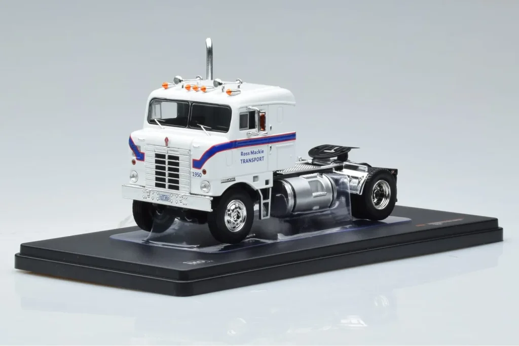 Model 1:43 Kenworth Bullnose Ross Mackie Transport white IXO