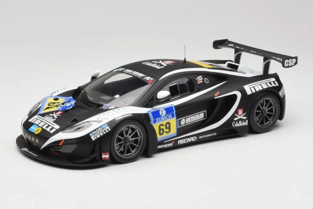 โมเดลรถ 1:18 McLaren 12C GT3 Dorr Motorsport #69 C. Adams / M. Klasen 24 Hours Nurburgring ปี 2013 Minichamps (มือสอง)