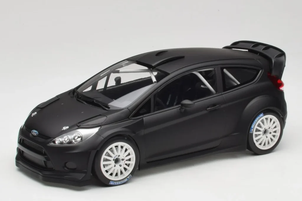โมเดลรถ 1:18 Ford Fiesta RS WRC Street Mk7 Matt สีดำ Minichamps (มือสอง)