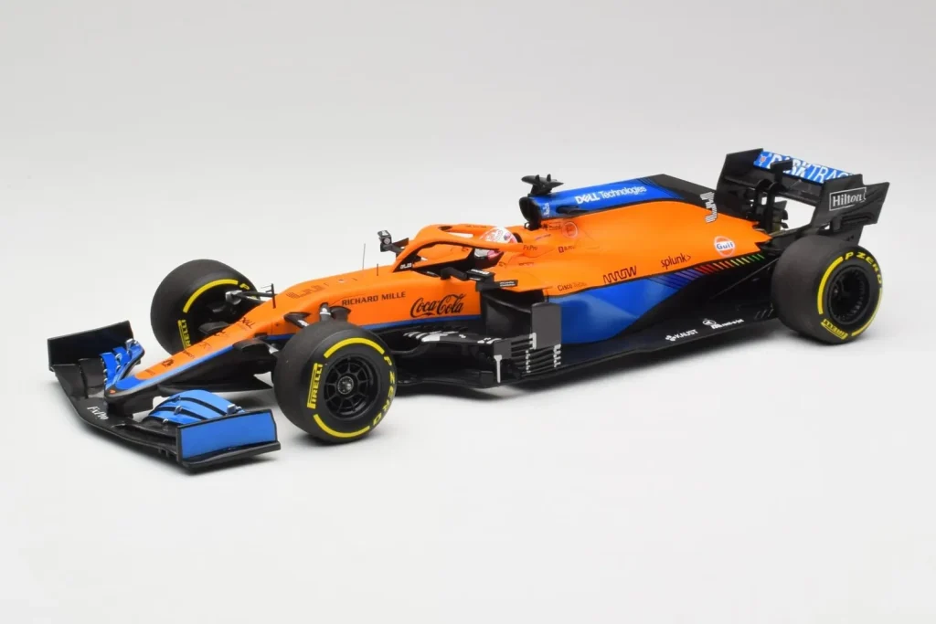 โมเดลรถ 1:18 McLaren MCL35M #3 D. Ricciardo Bahrain GP ปี 2021 Minichamps (มือสอง)
