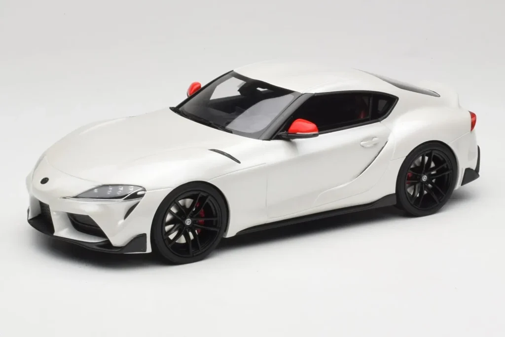 โมเดลรถ 1:18 Toyota GR Supra A90 Fuji Speedway Edition White Pearl Metallic GT Spirit