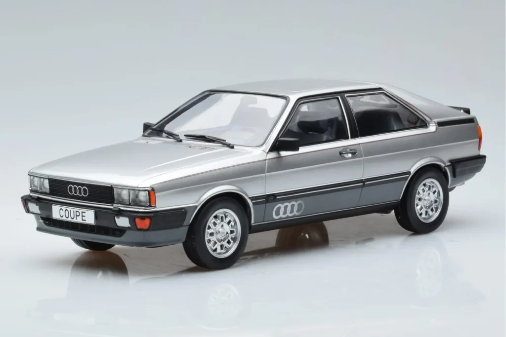 车型 1:18 Audi Coupe GT B2 银色 MCG
