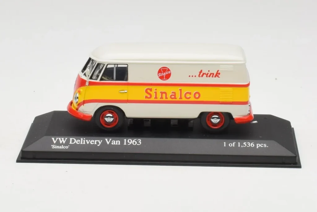 Model 1:43 Volkswagen T1 Delivery Van Sinalco Minichamps