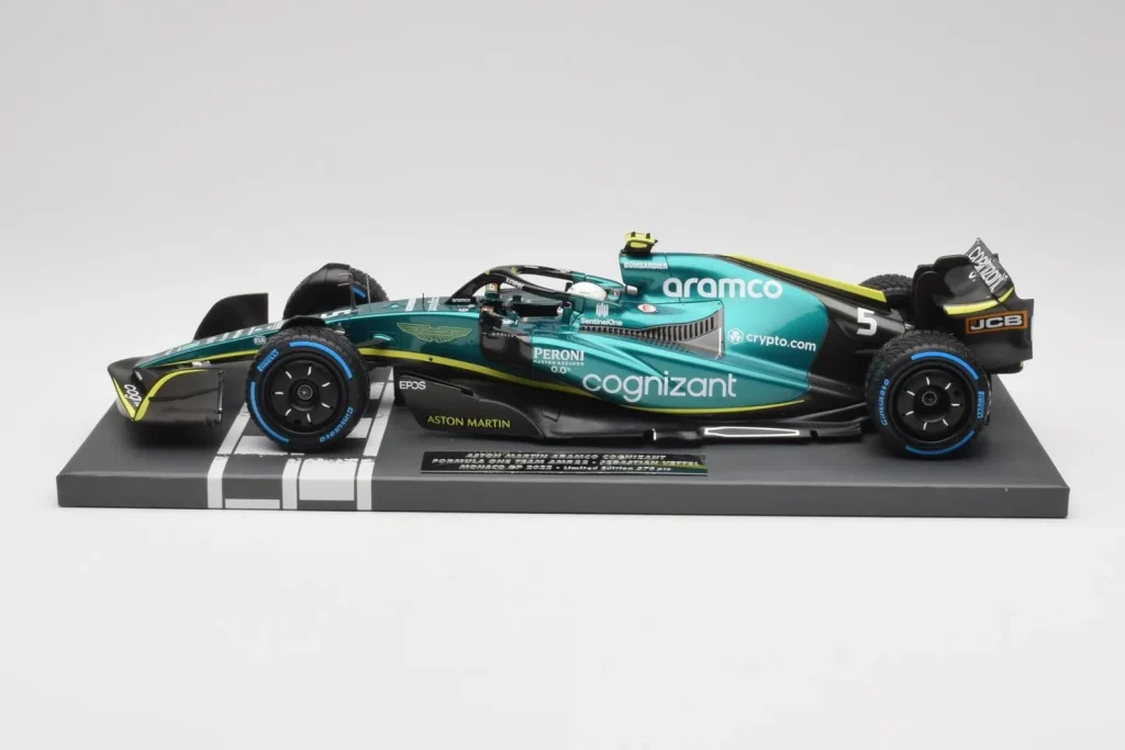 车型 1:18 Aston Martin AMR22 Aramco #5 S. Vettel Monaco GP 年 2022 Minichamps