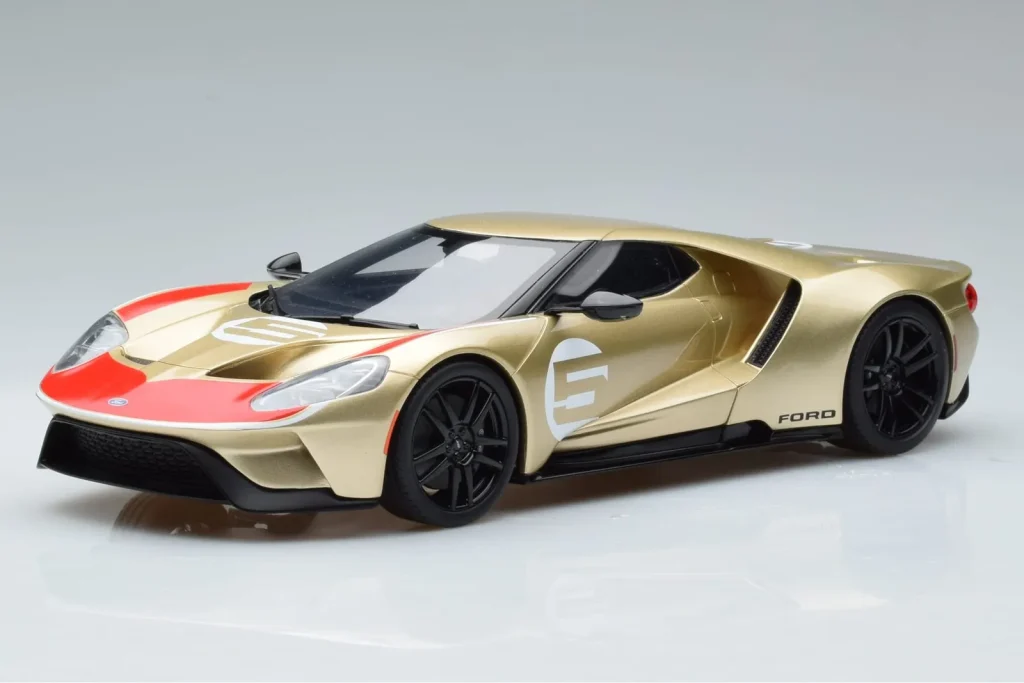 Model 1:18 Ford GT Holman Moody Heritage Edition bronze colour GT Spirit