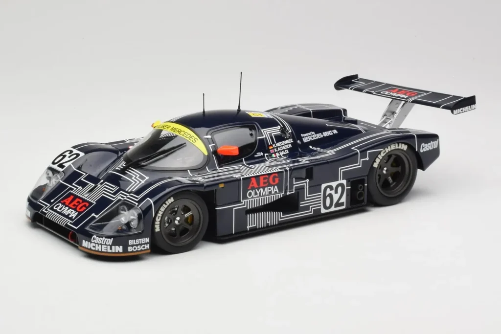 Model 1:18 Sauber Mercedes C9 #62 K. Niedzwiedz / K. Acheson 24 Hours of Le Mans year 1988 Minichamps